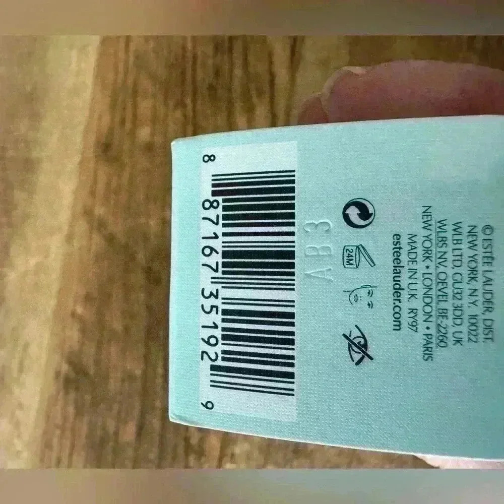 Estée Lauder Perfectionist Pro Rapid Brightening Treatment ~ 1 Fl oz ~ NEW!! - Picture 11 of 12